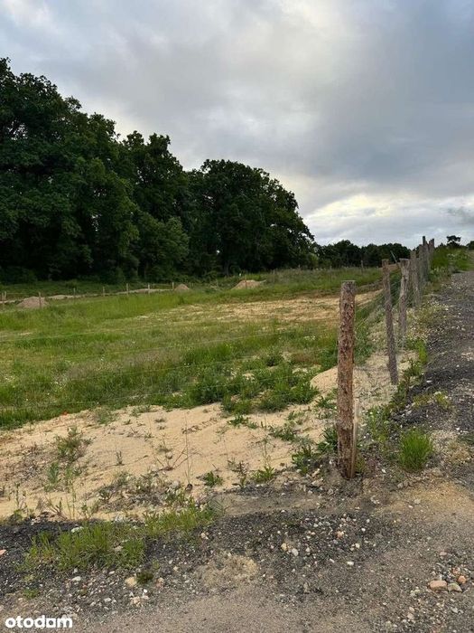 Działka w spokojnej okolicy