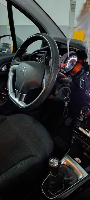 Citroen C3 exclusive teto panorâmico