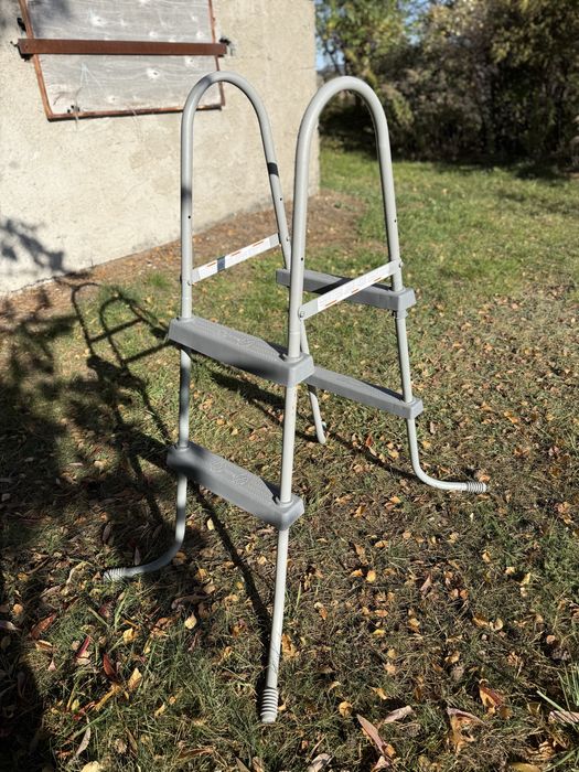 Drabinka do basenu Bestway do 84 cm