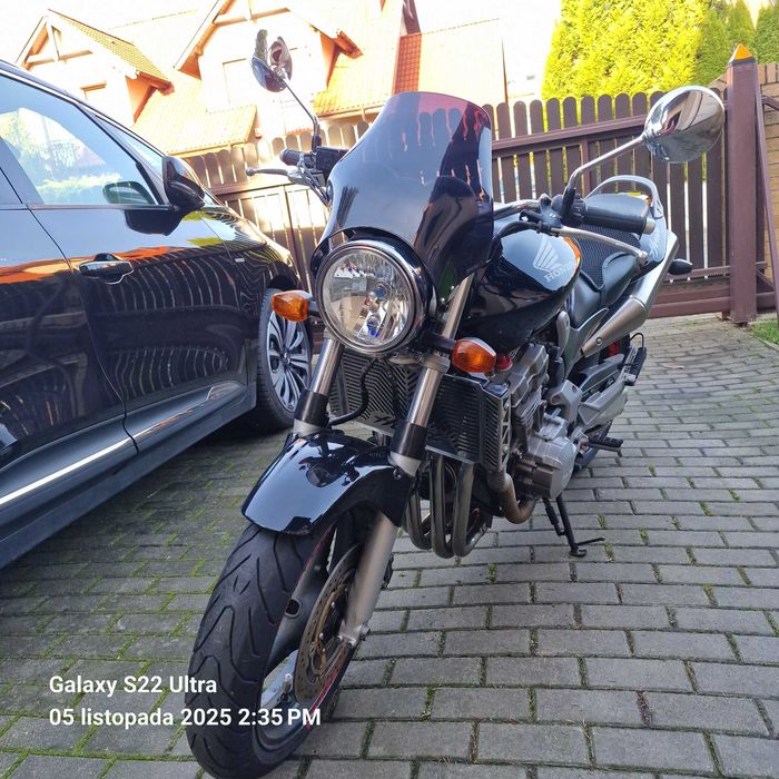 Honda Hornet 900 Piękna