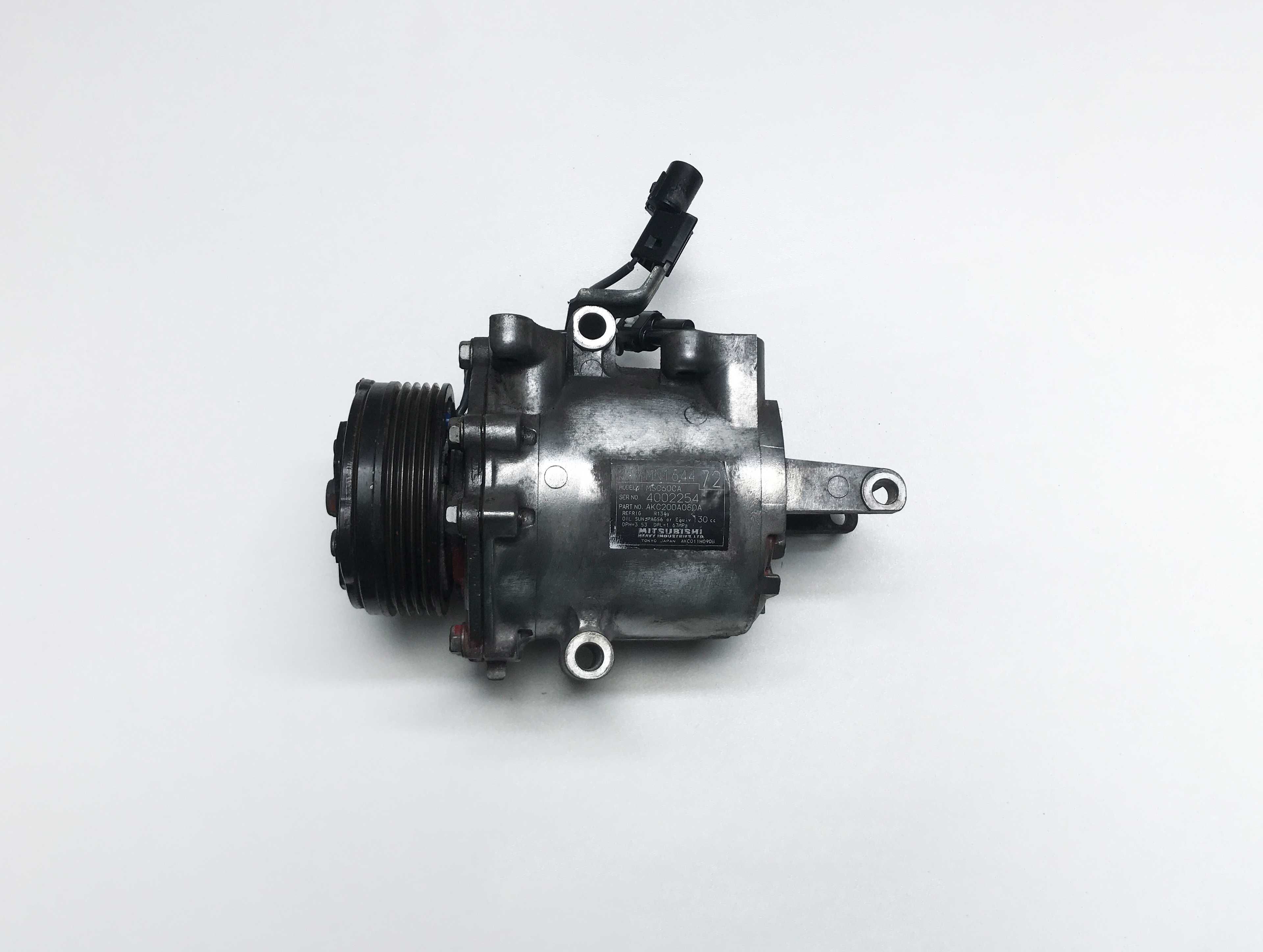 Компрессор кондиционера MItsubishi Colt (2004-2012 р.в) - 1.1-1.3-1.5