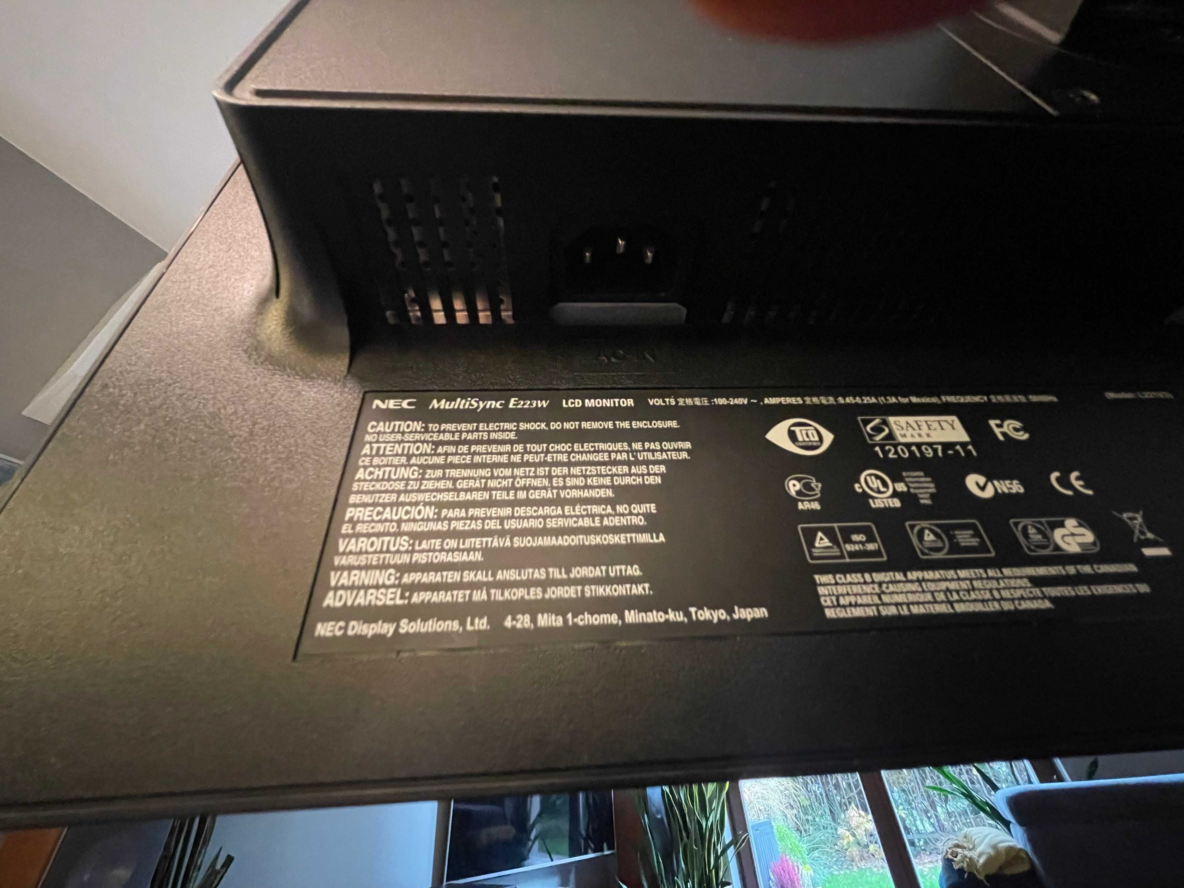 Monitor NEC MultiSync E223W