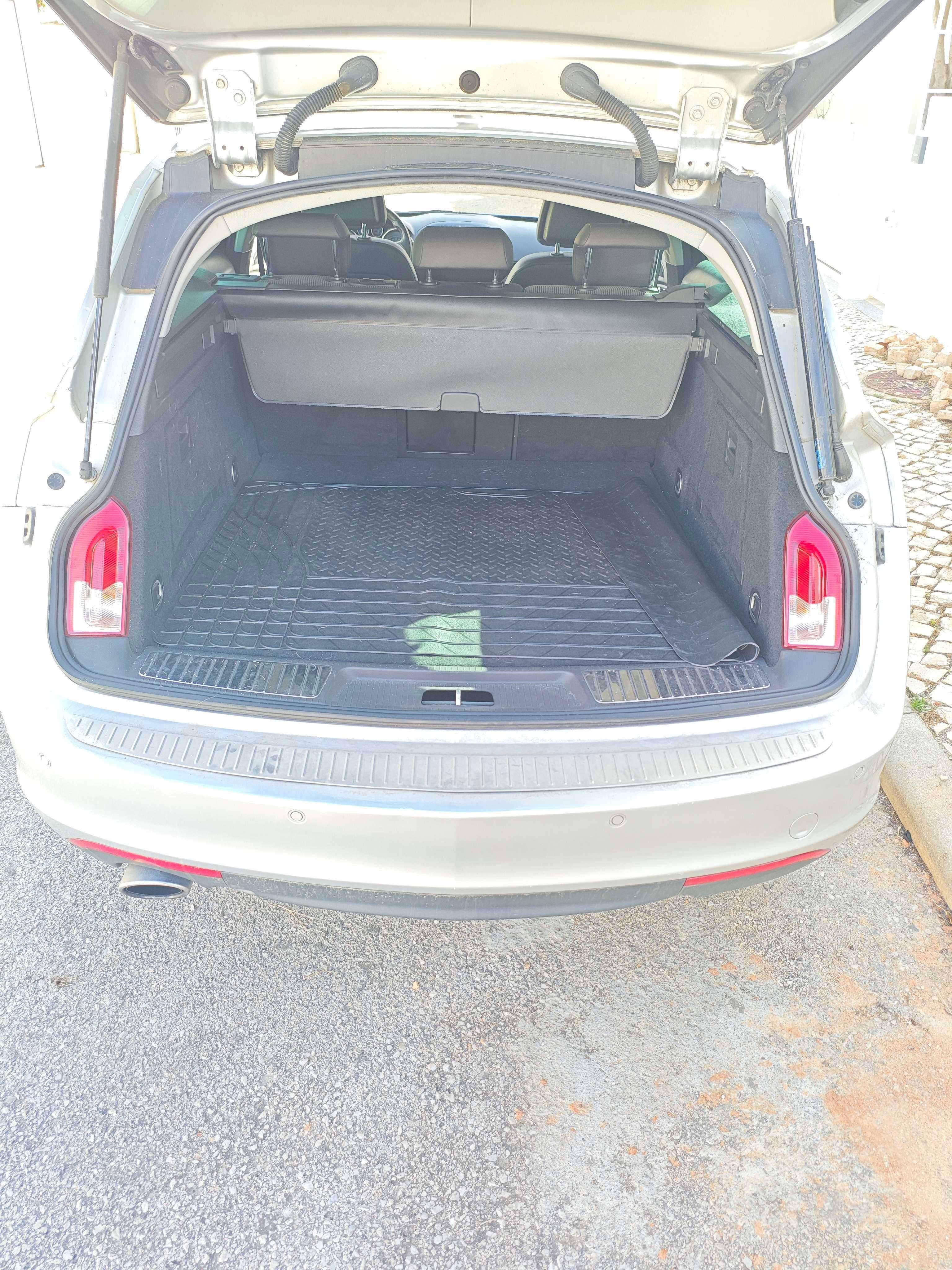 Opel Insígnia Sports Tourer C/ Ecrã Tesla Style