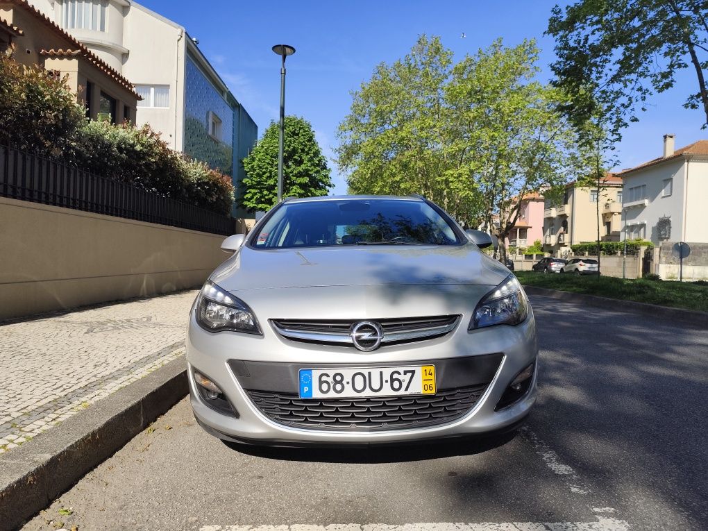 Opel Astra j Sports Tourer diesel 1.6 CDTI 136CV