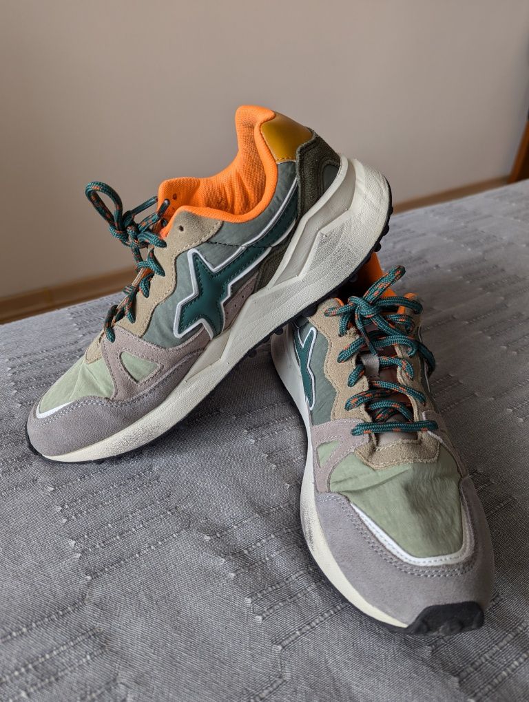 Кроссовки подростковые W6YZ WOLF-M-suede and nylon sneakers. р39
