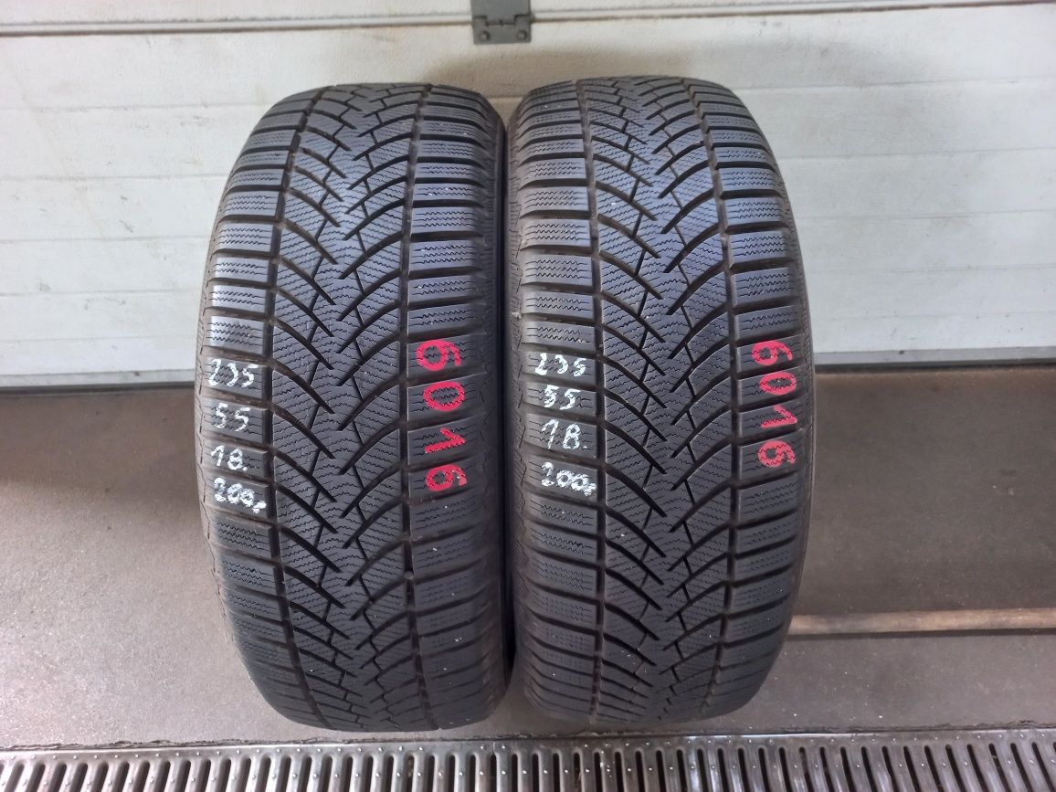 Opony zimowe Semperit 235/55/18 104H - JAK NOWE!