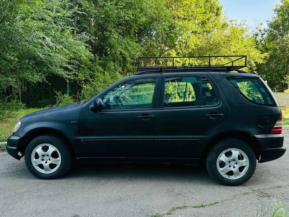Продам Mercedes Benz ML 2.7 TDI сел поехал