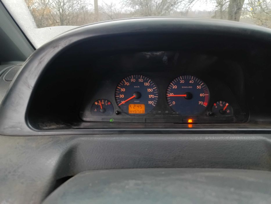 Пежо експерт 2004 рік