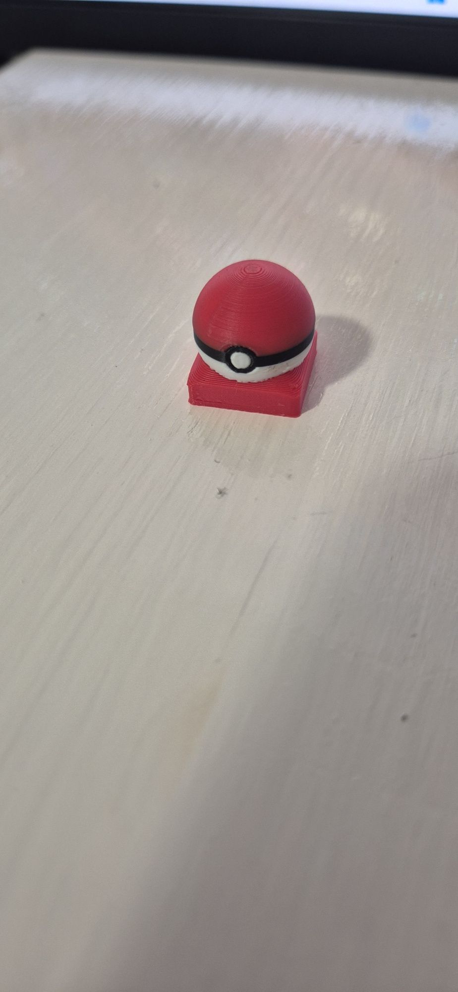 Przycisk do klawiatury pokemon pokeball keycapy pokemony go custom