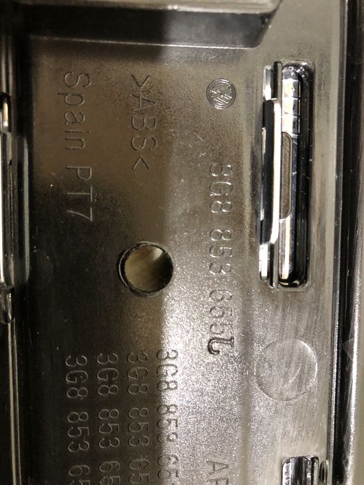 Решетка радиатора Гриль VW Arteon R-line / 2020 2021 2022 2023 2024 г.