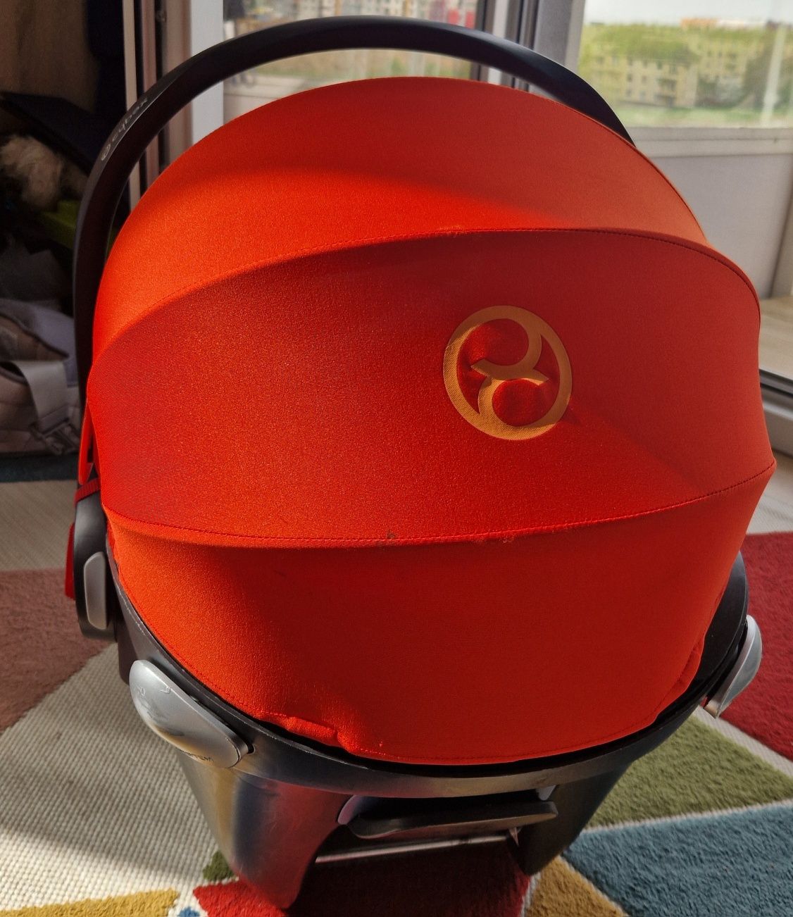 Cybex Aton Q  nosidełko plus baza