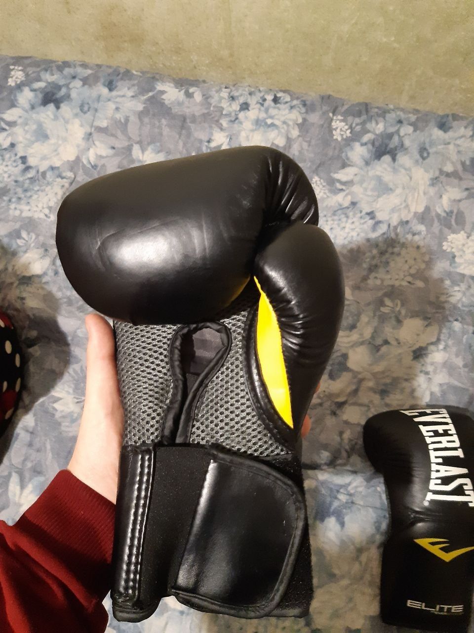 Боксерські рукавички EVERLAST Elite