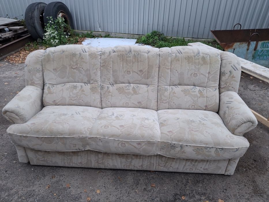 Диван розкладний 3,двойка і крісло