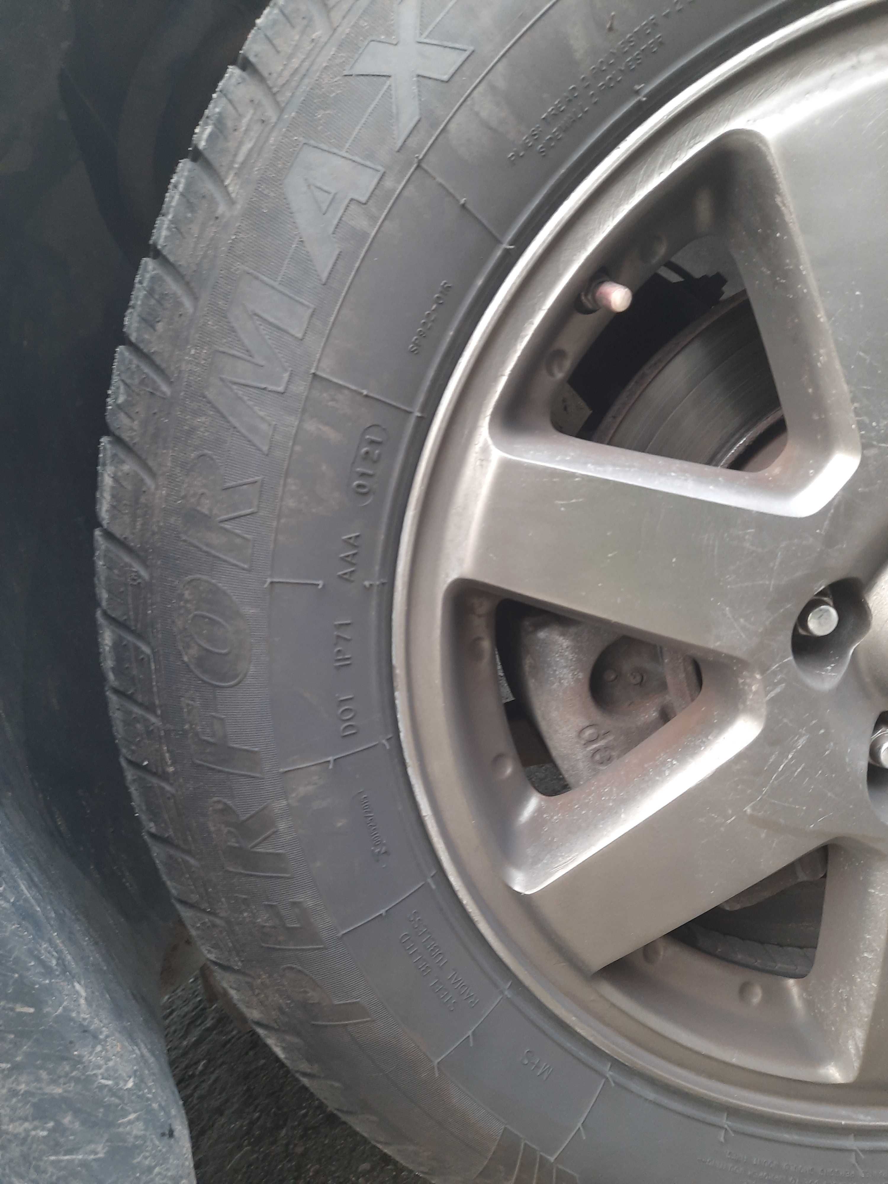 Opony 245 60 r18 jeep grand cherokee