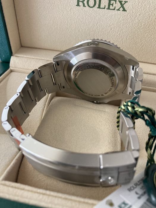 Rolex Sea-Dweller Red 126600