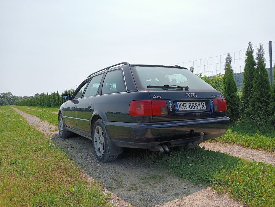 Audi A6 C4 2.5 TDI 140km 1997 rok 6 Biegów Jasna Skóra Szyberdach Hak