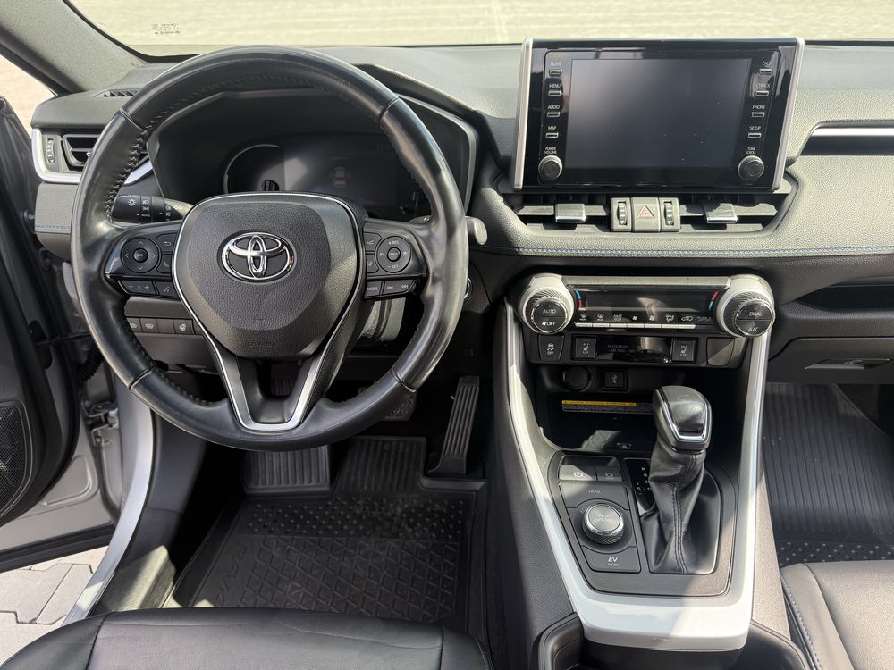 Toyota Rav4 Hybrid Повний привід Style