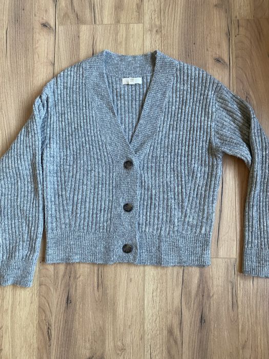 Krótki sweterek H&M stan idealny rozmiar XS