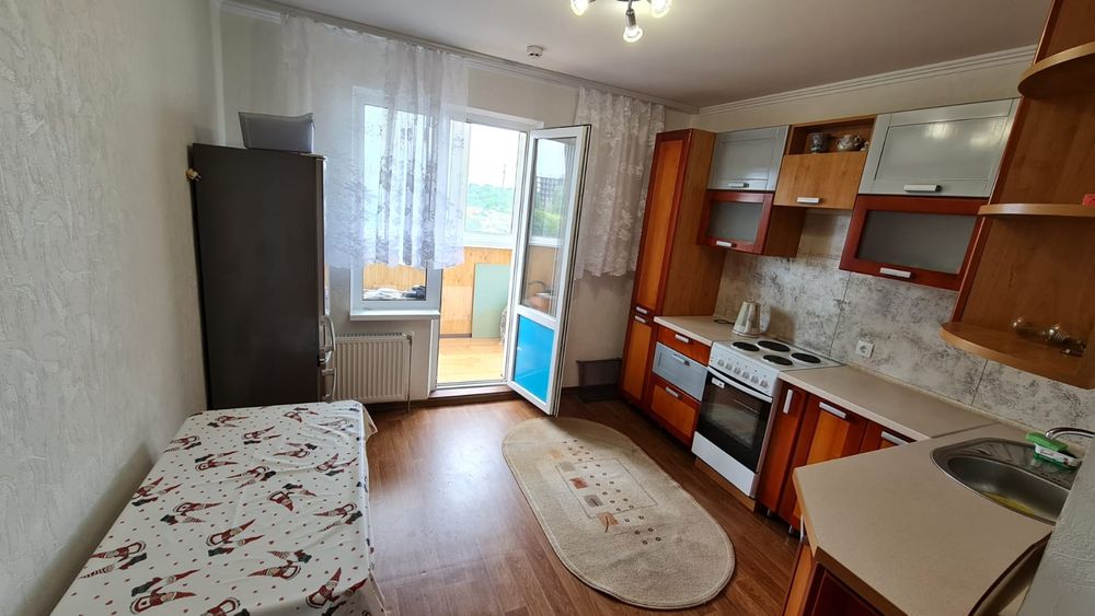 Продам 2-х кімн. квартиру Голосіївський р-н, пров Моторний 11