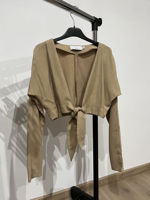 Bluzka wiązana Laurella