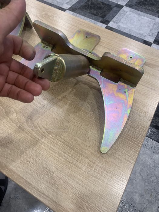 Якорь для лодки , катера