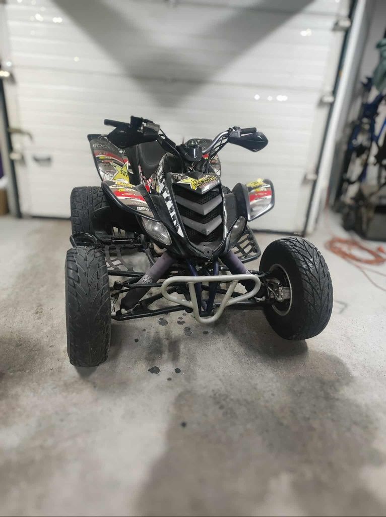 Yamaha raptor 660r matrículada