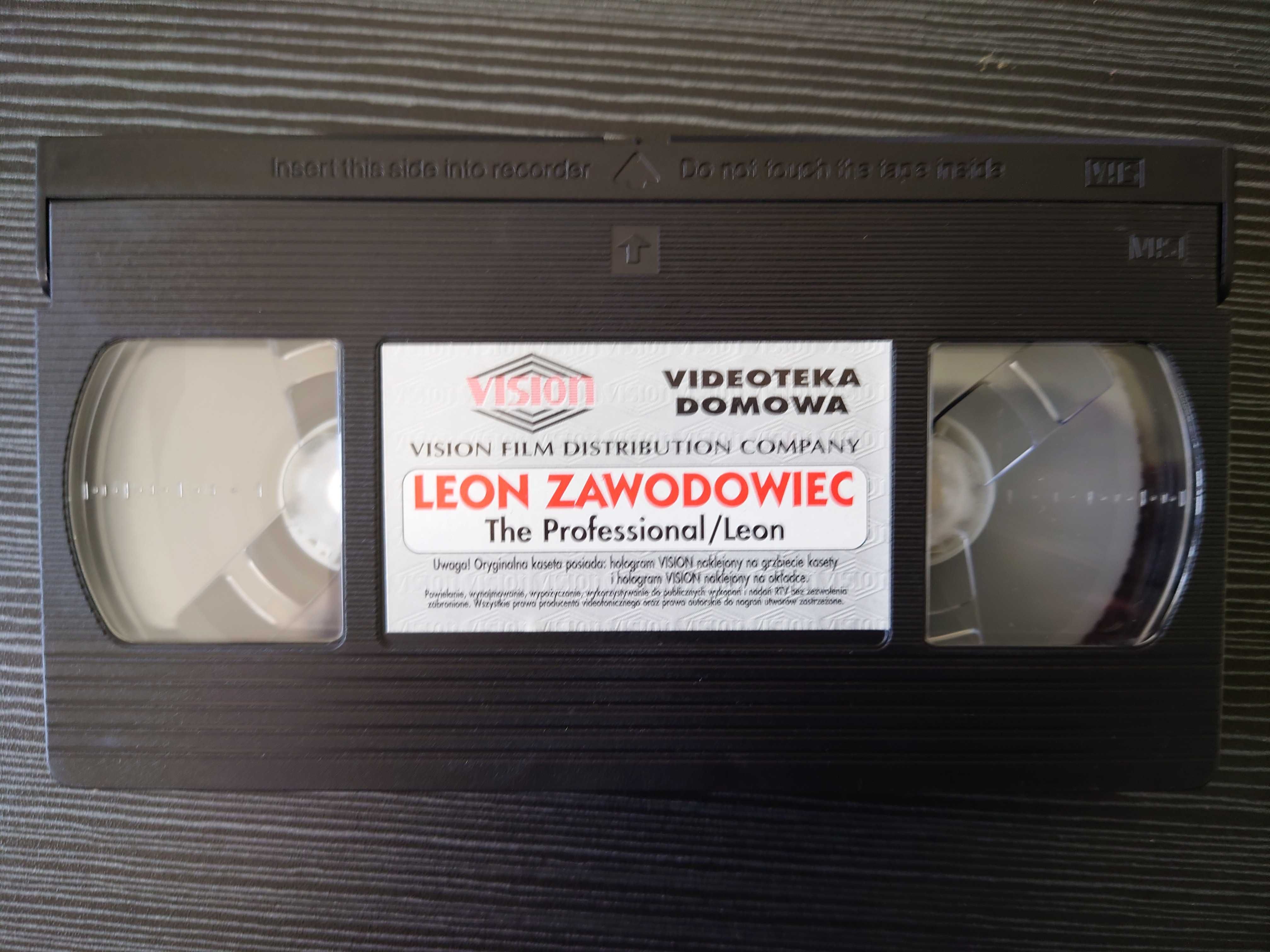 VHS ,,Leon zawodowiec'' Jean Reno z 1994 roku