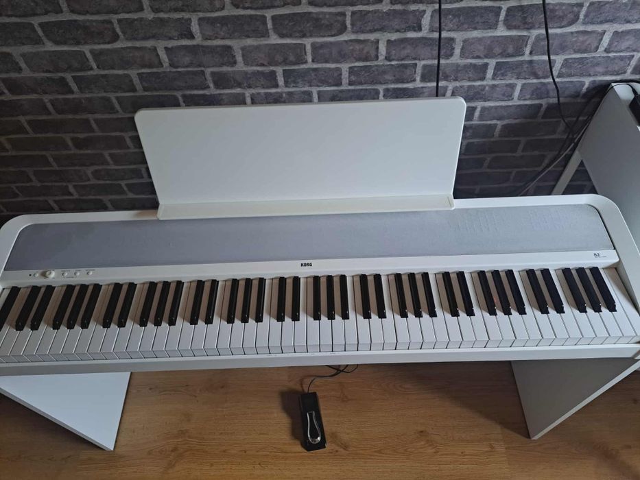 Pianino cyfrowe KORG B2