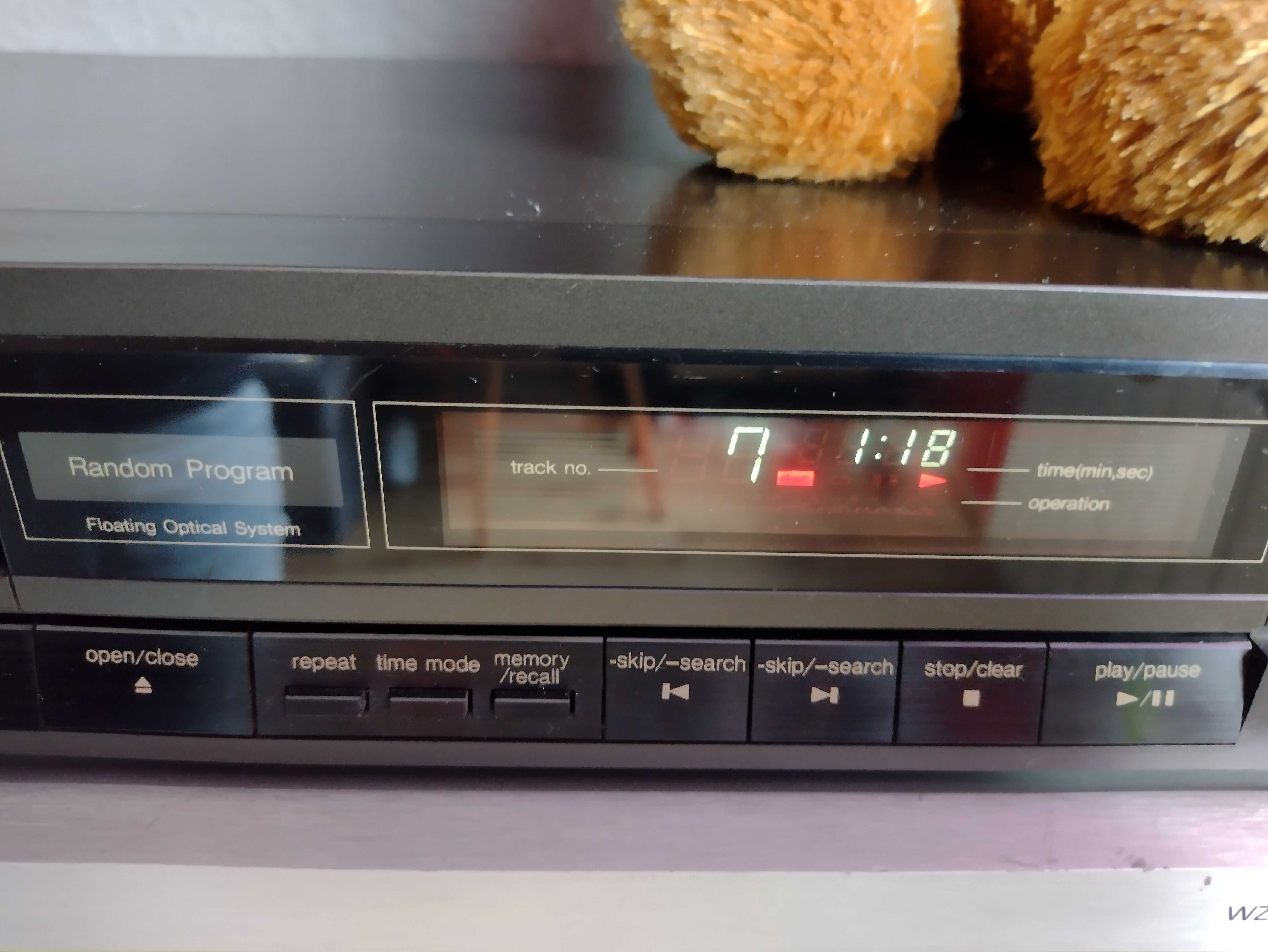 Odtwarzacz CD Technics SL-P111 *działa, ale zacina się