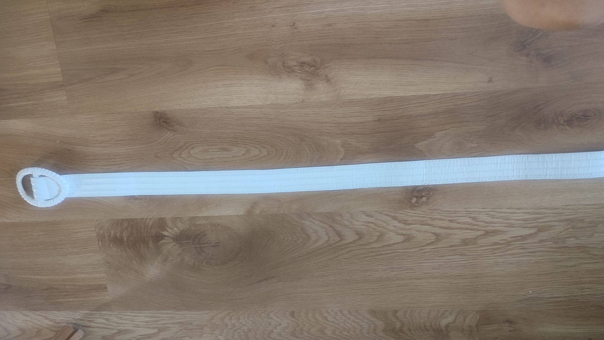 Pasek taliowy biały długość 97 cm