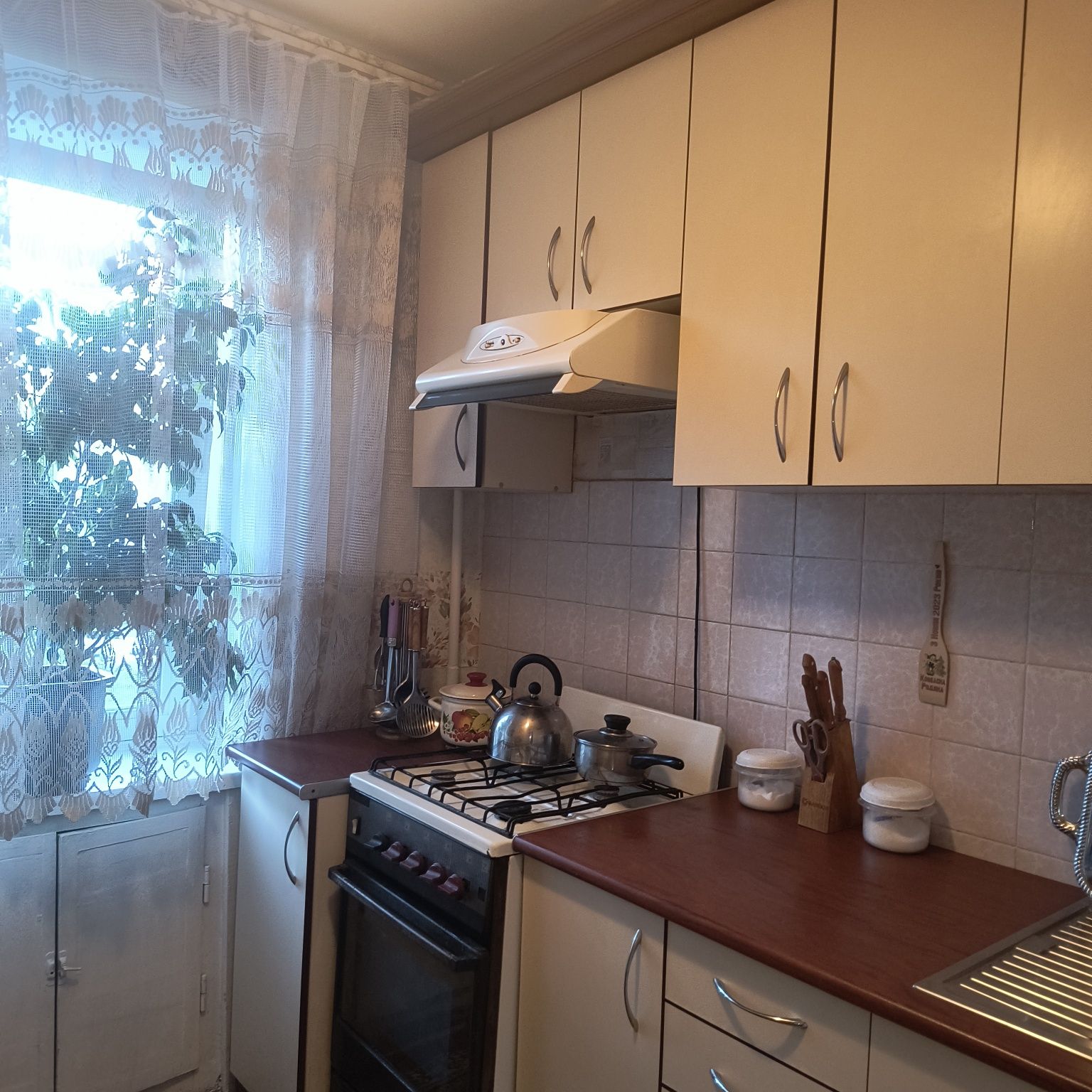 Продам однокімнатну квартиру на Левка Лук'яненко