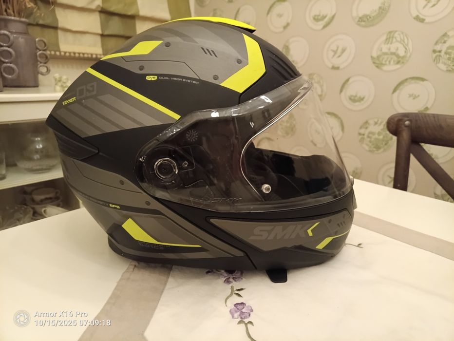 Capacete modular SMK