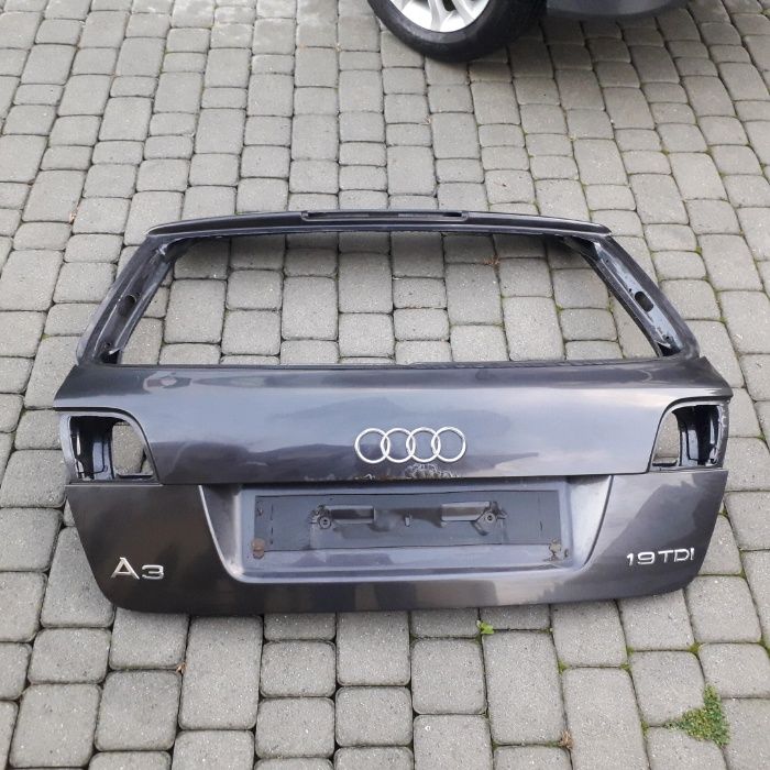 Klapa Tylna Bagażnika Audi A3 8P 5 drzwiowa LZ7L