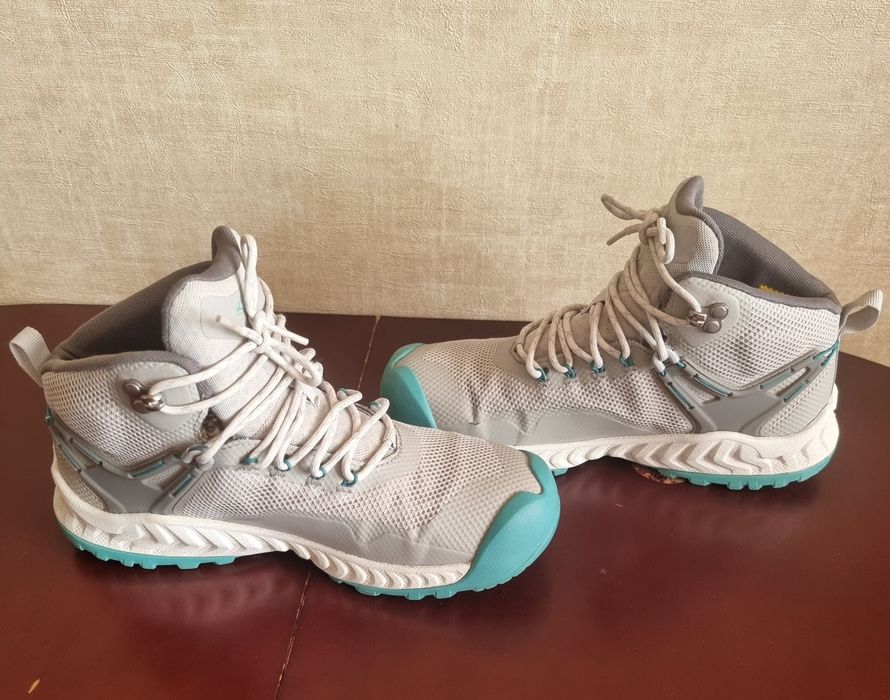 Черевики  KEEN NXIS EVO MID WP 38 р.