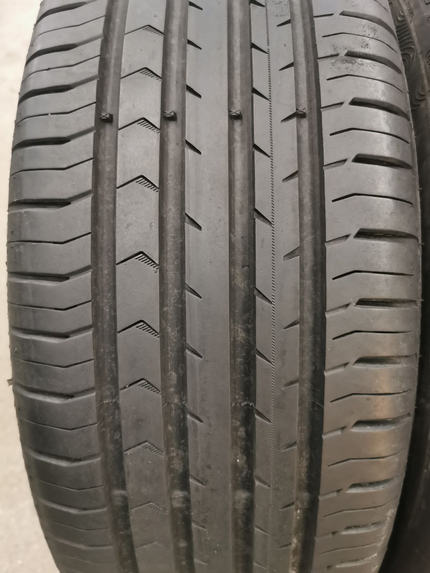 Komplet opon 215/60R16 Continental ContiPremiumContact 5