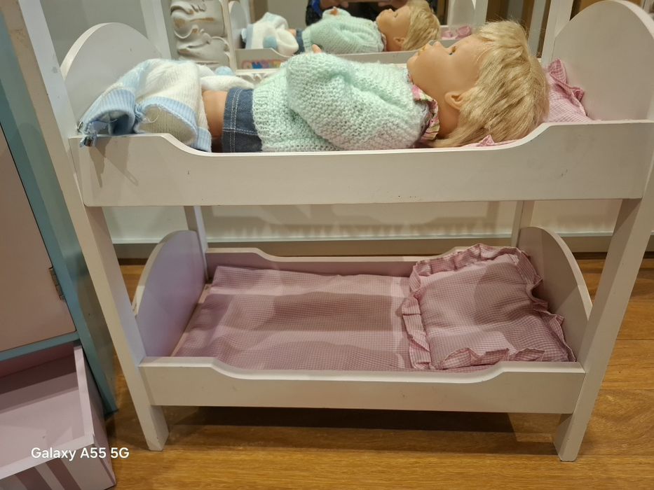 Brinquedos para menina em vários tons