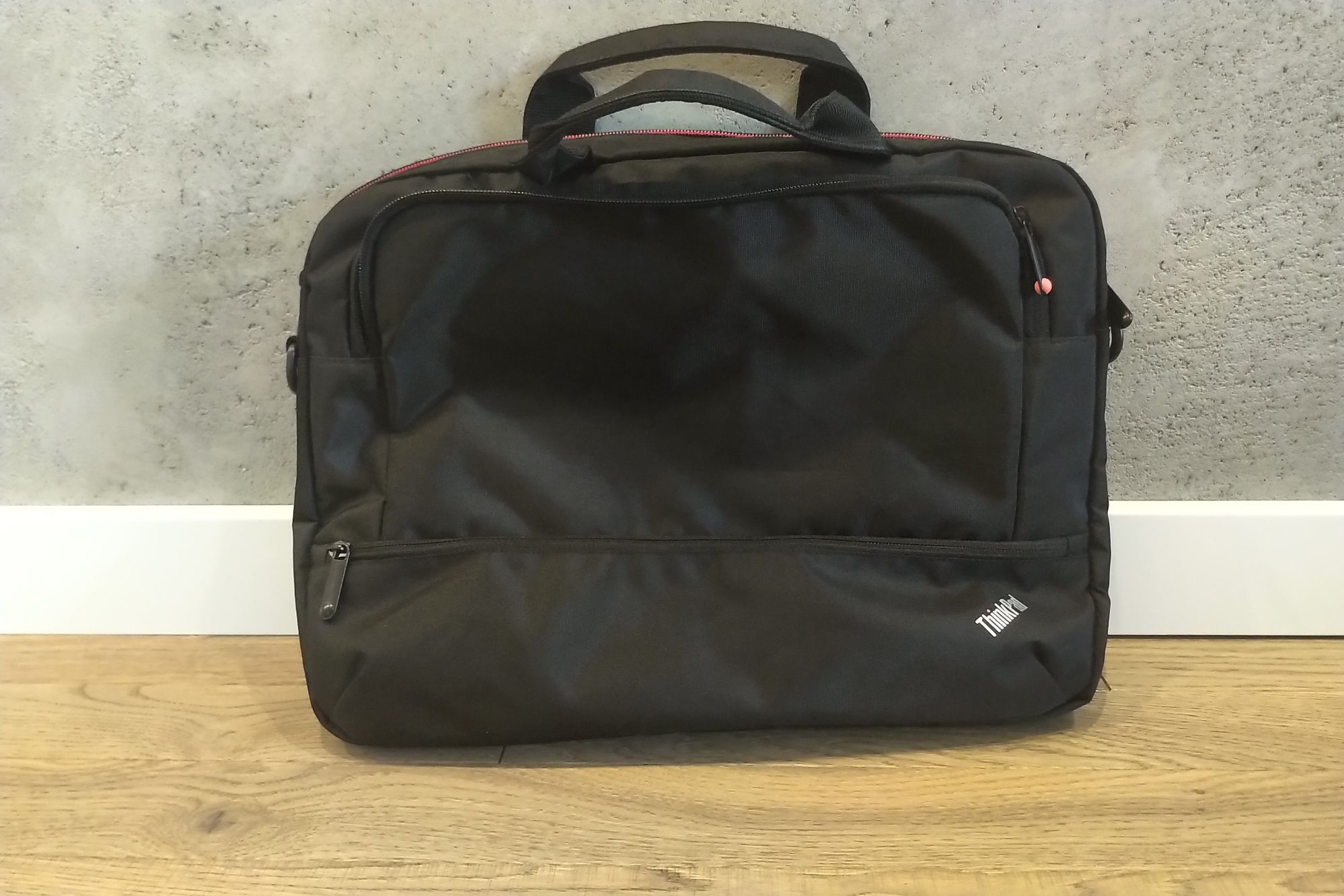 Torba Lenovo ThinkPad Topload Case raz użyta na laptopa