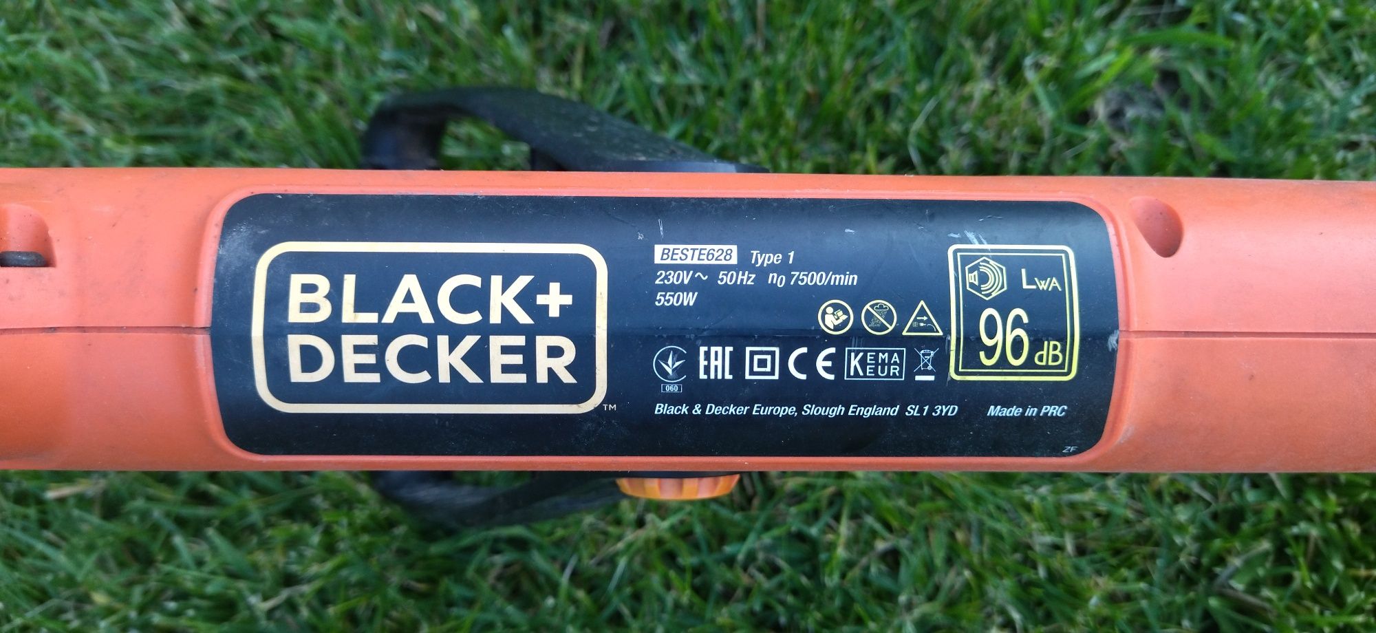 Aparador elétrico beste 628-QS Black&Decker