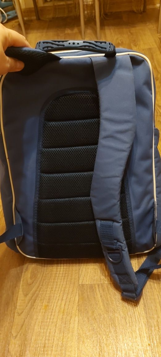 Рюкзак шкільний для хлопчика