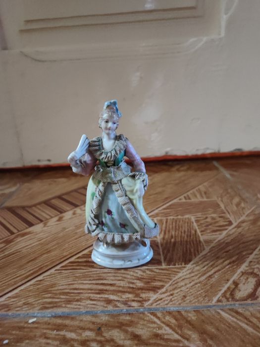 Peças em porcelana