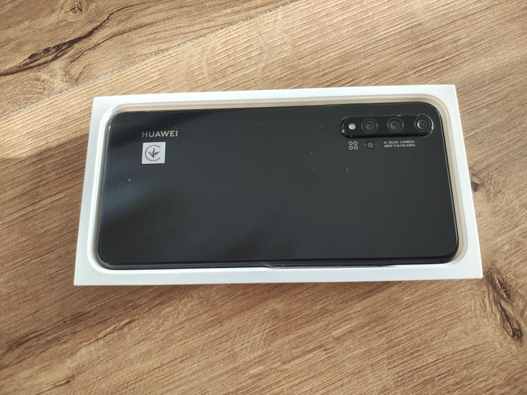 Smartfon Huawei Nova 5T Czarny stan Idealny