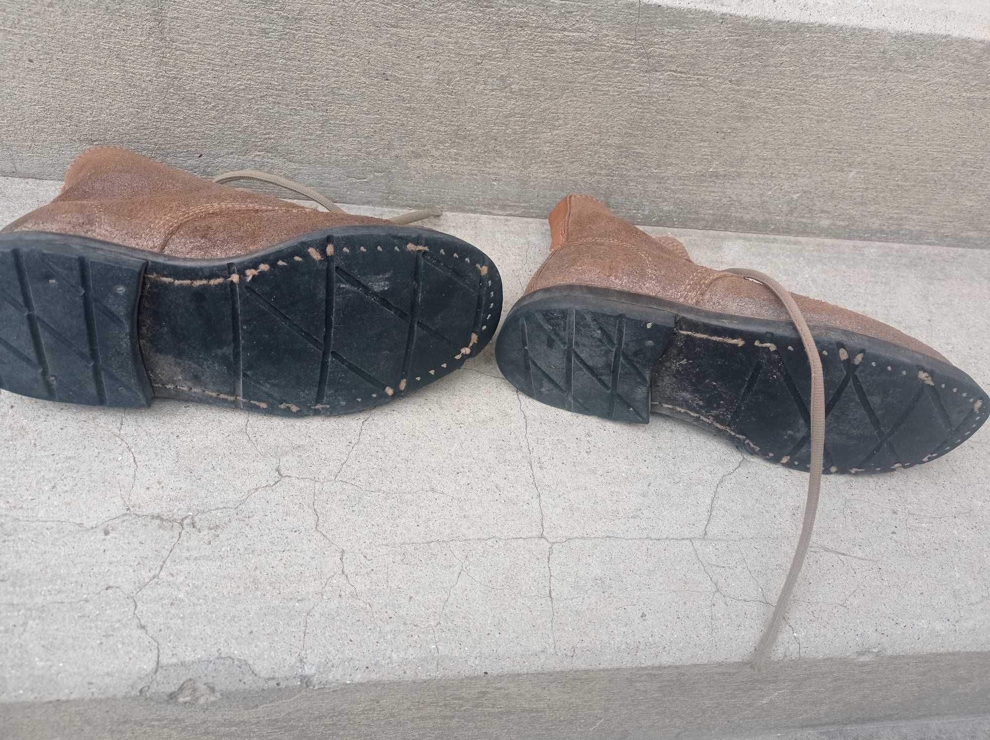 Botas em cabedal/pele artesanais nº37- senhora