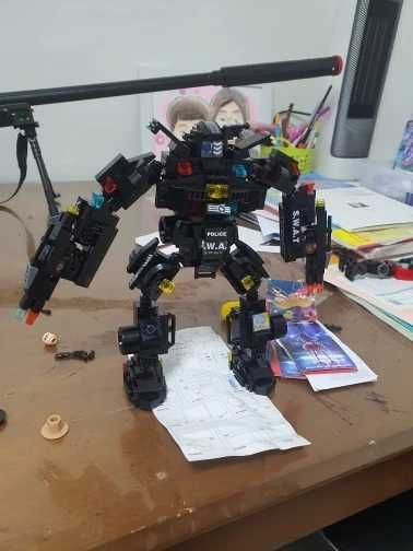 Camião SWAT/Polícia em Blocos