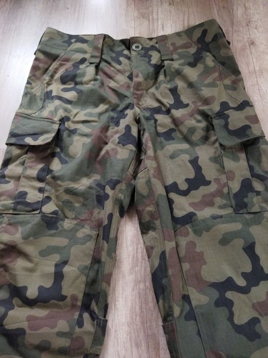 Nowe spodnie wojskowe wzór 124P