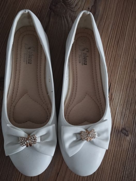 Biale buty dziewczęce 34