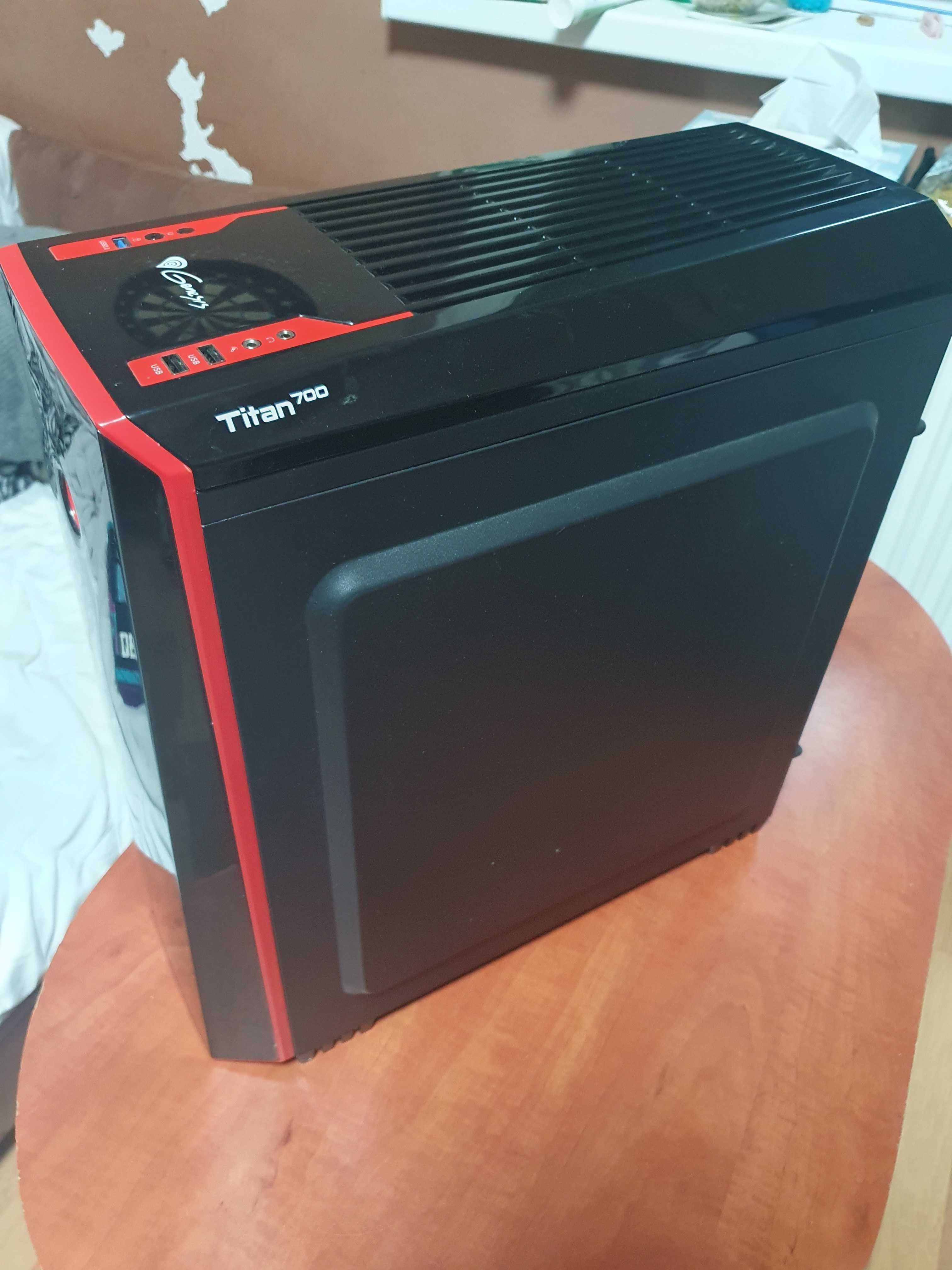 Komputer gamingowy PC - GTX960 - WINDOWS 10, 12GB ram - Titan 700