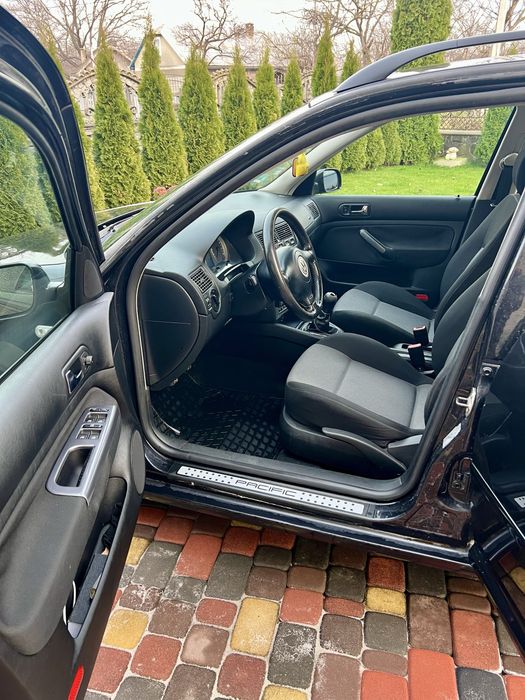 Vw golf 4 Variant 2004р pacific black