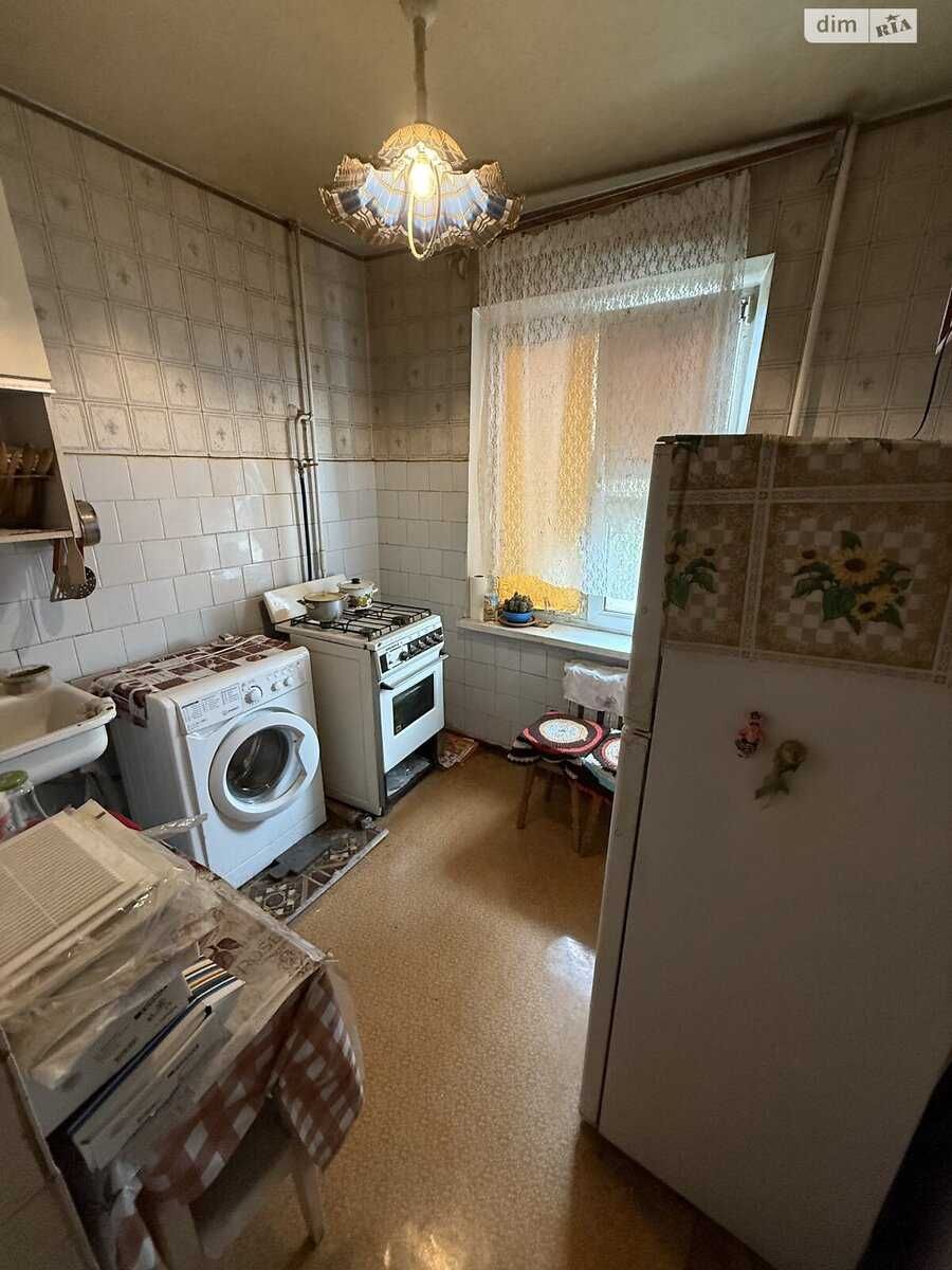 ПРОДАМ 2-х кім квартиру вул. Березняківська, 38