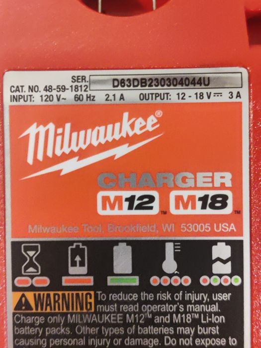 Milwaukee M18 M12 зарядний пристрій зарядное устройство Оригінал США