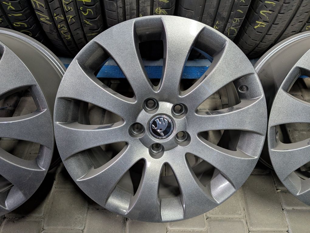 Оригінальні легкосплавні диски 5*112 R17 SKODA